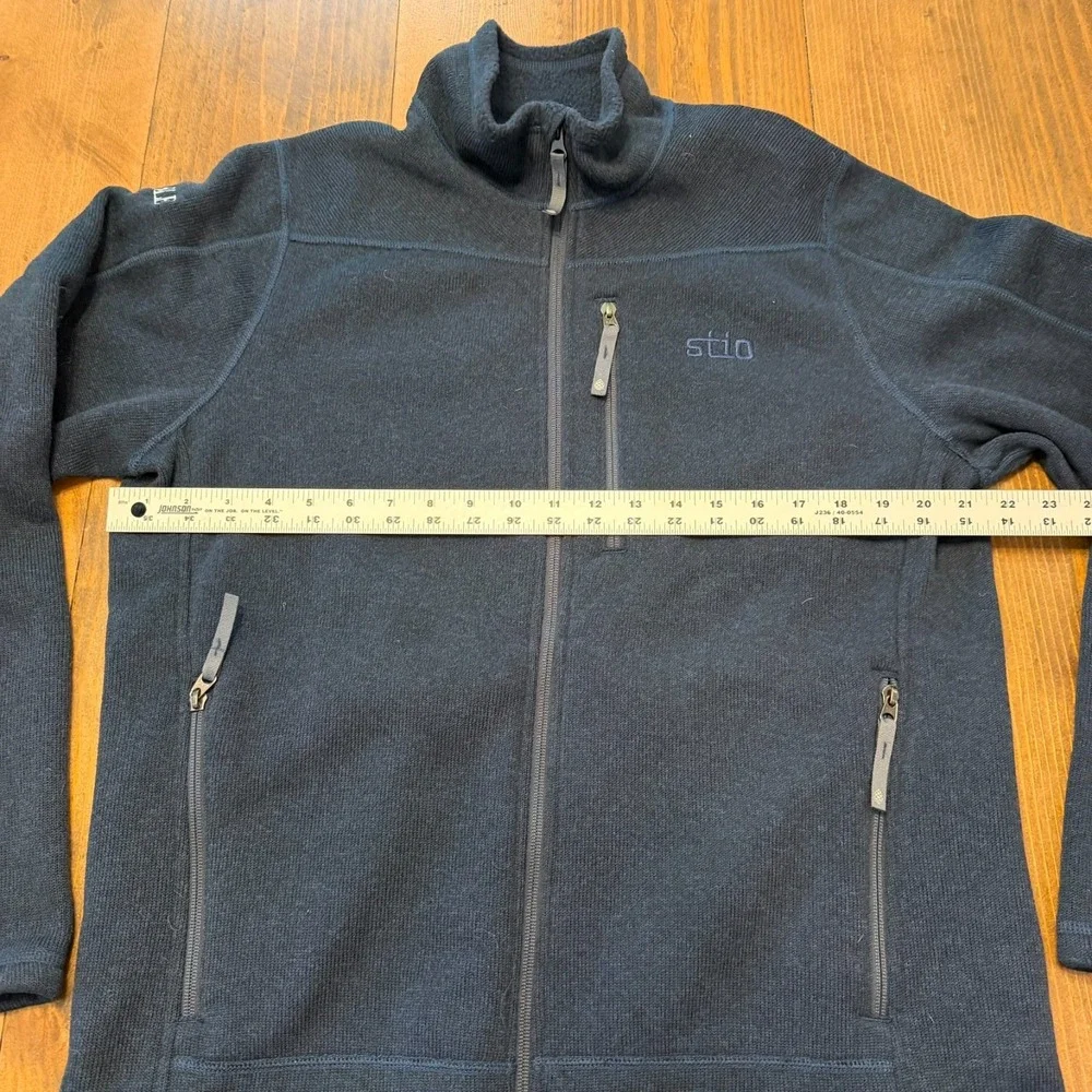 Stio Wilcox Fleece Jacket Mens Large Navy Blue Full Zip Knit *SLEEVE LOGO*